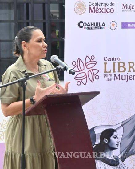 $!Liliana Salinas Valdés encabezó la apertura del Centro Libre para Mujeres en Francisco I. Madero y resaltó la importancia de acercar servicios de atención, orientación y acompañamiento a las mujeres en sus propios municipios.