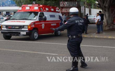 $!Emboscan a policías en Oaxaca; se llevan más de 1 mdp de Prospera