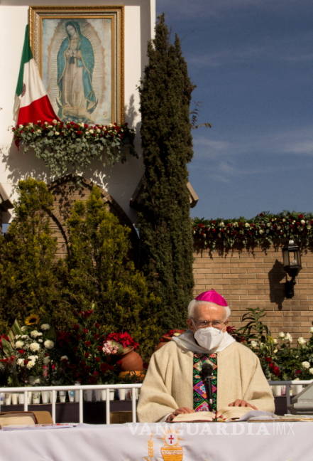 $!Ni la pandemia apaga la devoción a la Virgen; fieles honran a la Guadalupana en Saltillo
