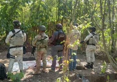 La Fiscalía General del Estado (FGE) de Tabasco confirmó el hallazgo de una fosa clandestina en el municipio de Paraíso.