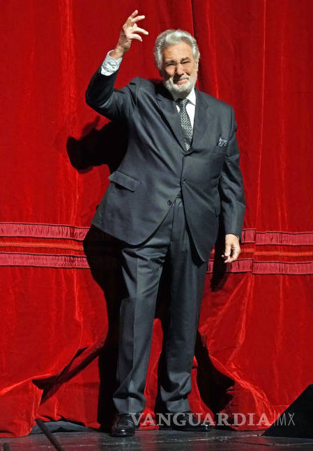 $!Festejan a Plácido Domingo por su 50 aniversario con el Met