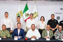 Autoridades estatales, municipales y federales participaron en la reunión de seguridad realizada en la Presidencia Municipal de Ramos Arizpe.