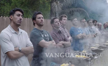 $!&quot;¿Es esto lo mejor que un hombre puede ser?&quot;, Gillette lanza polémico anuncio sobre masculinidad