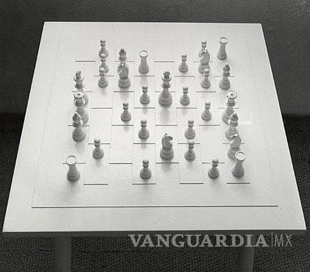 $!El MoMA expone el tablero de ajedrez de Yoko Ono