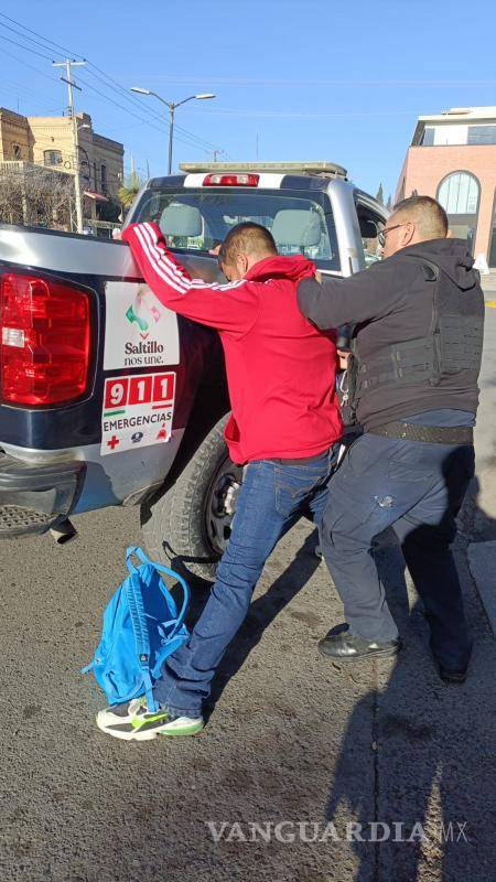 $!Gracias a la pronta intervención de las autoridades, el sujeto fue detenido.