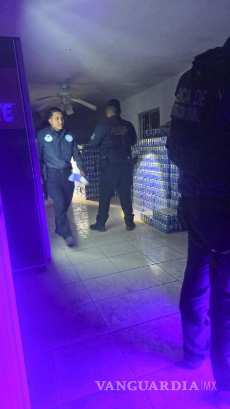 $!La Fiscalía General del Estado, en colaboración con diversas autoridades, intervino la Quinta Oasis en un operativo esta madrugada.