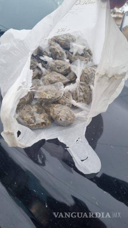 $!La droga estaba en poder de la pareja que fue detenida en el municipio de Juárez, Nuevo León, informó la Secretaría de Seguridad del estado.