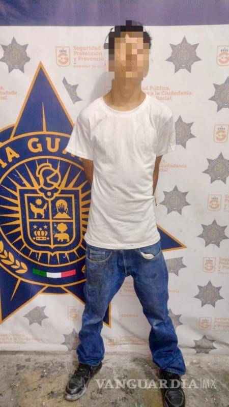 $!Joven de 16 años es detenido por intentar robar un banco en Nuevo León