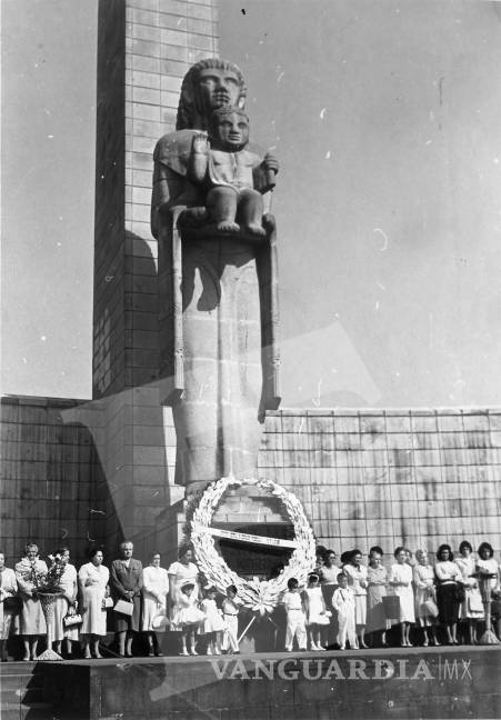 Monumento a la Madre, 'un homenaje de amor y ternura'