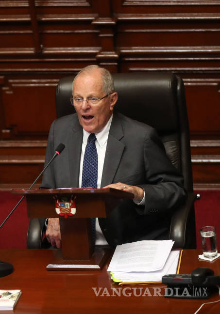 $!Pide Kuczynski al Congreso &quot;salvar la democracia”