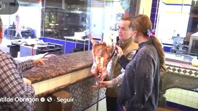 Experiencia. La periodista compartió en redes su experiencia gastronómica en uno de los restaurantes más emblemáticos de Saltillo.