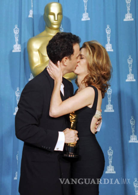 $!¡Tom Hanks y Rita Wilson cumplen 30 años juntos!