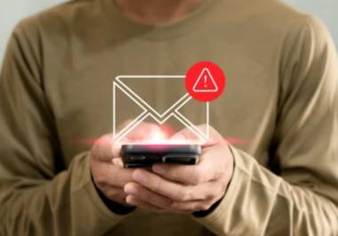 El objetivo es obtener dinero o datos personales y bancarios.