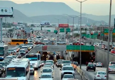 Saltillo, pese a no ser de las ciudades con más tráfico, reporta pérdidas en tiempo y económicas.