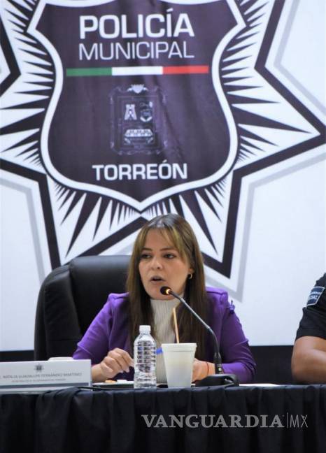 $!La secretaría del Ayuntamiento, Natalia Fernández Martínez, encabezó la reunión.