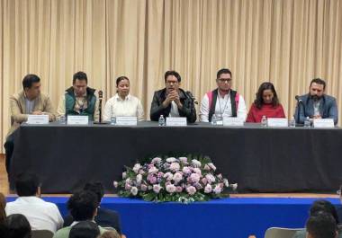 El árbitro electoral de Coahuila tuvo un evento este martes en la Facultad de Psicología impulsando acciones para promover el voto entre los jóvenes.
