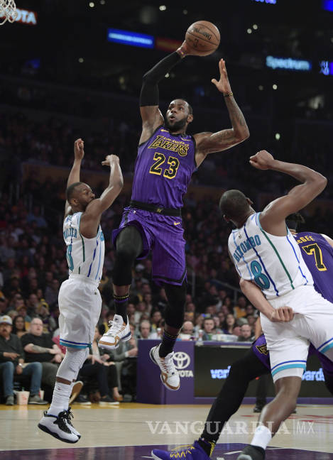 $!De manera definitiva, LeBron James le dice adiós a la Temporada con los Lakers