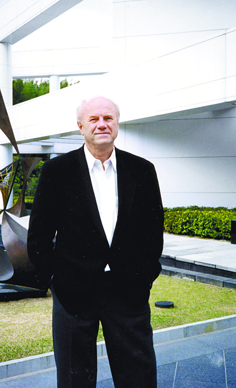 $!Fallece el minimalista Ellsworth Kelly