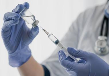 La compañía destacó que su biológico está adaptado a la variante LP.8.1, la cepa que predomina actualmente en el país.