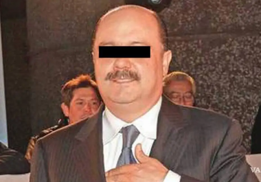 César Duarte, exgobernador de Chihuahua, fue vinculado a proceso por su probable participación en delitos de operaciones con recursos de procedencia ilícita.