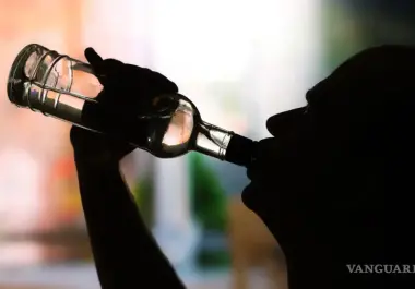 Autoridades de Coahuila reportaron 999 casos de intoxicación aguda por alcohol en 2023, colocándolo entre los cinco estados con mayor incidencia.