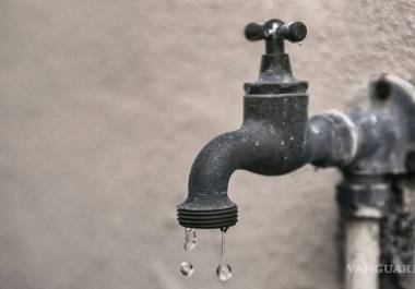 Varios fraccionamientos al norte de la ciudad no cuentan con el sistema de agua de Agsal, sino uno privado.