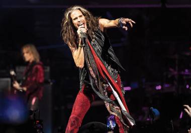 El legendario líder de Aerosmith, Steven Tyler, es conocido por su poderosa y distintiva voz.