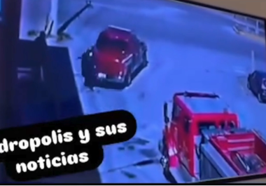 El incidente en la Central de Bomberos de Piedras Negras generó debate por la falta de información sobre el atropellamiento.