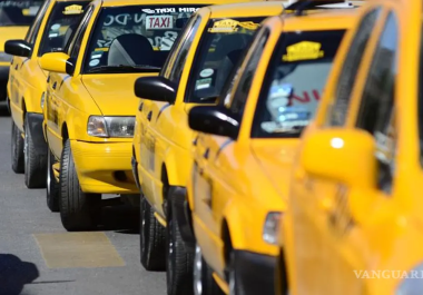 Los conductores de taxis que incumplan las normas podrían enfrentar sanciones y el retiro de sus unidades.