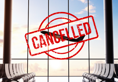 Aerolíneas internacionales cancelan operaciones en Medio Oriente