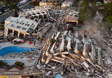 Al momento se han repartido paquetes de alimentos de emergencia a mil 200 personas, pero esperan que la cifra se multiplique en los próximos meses.