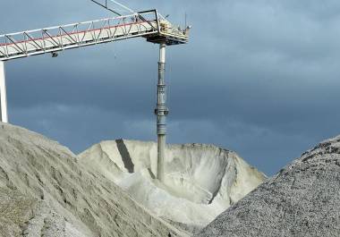 La presidenta Claudia Sheinbaum aclaró que México cuenta con reservas de litio, aunque no produce el mineral por los elevados costos de extracción en arcillas.