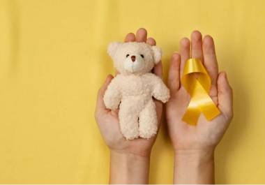 Autoridades sanitarias exhortan a madres y padres a identificar signos de alarma y acudir a los centros de salud para detección oportuna.