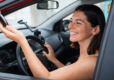 Revisar lo mejor posible el auto seminuevo próximo a adquirir reduce el riesgo de sorpresas. FOTO: CORTESÍA