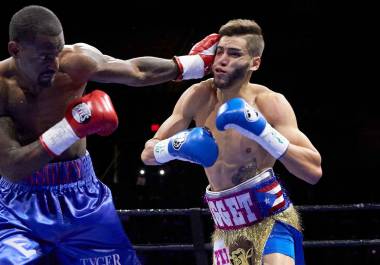 Terrel Williams conectó varios golpes ilegales en la nuca de Prichard Colón durante el combate disputado en octubre de 2015.
