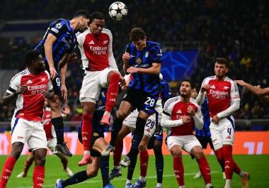 Inter de Milán y Arsenal se enfrentan en uno de los partidos con mayor impacto en la tabla general.