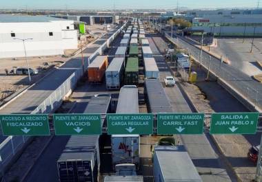 Tras declararse ileagles los aranceles, Trump planteó un esquema arancelario “recíproco”, que usó otras vías legales para imponer una tasa del 10% de tarifas que expirarán en julio.