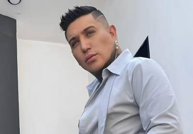 Ángel Aguilar, exasistente de Farath Coronel, acusó al fallecido de presuntas agresiones sexuales, físicas y laborales, así como de amenazas durante su empleo.