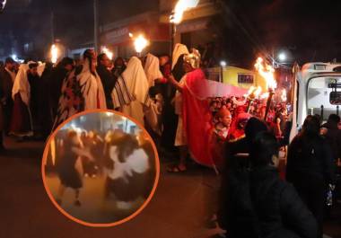 Un participante del Viacrucis en Edomex sufrió una fuerte caída tras un empujón mientras cargaba la cruz. El incidente reabre el debate sobre la seguridad en estas tradiciones.