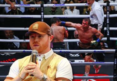 Canelo Álvarez anuncia su fecha de retiro como boxeador: El campeón mexicano destacó la importancia de disfrutar los logros alcanzados con su familia y cuidando su legado, por lo que optará por ‘colgar los guantes’ antes de envejecer.