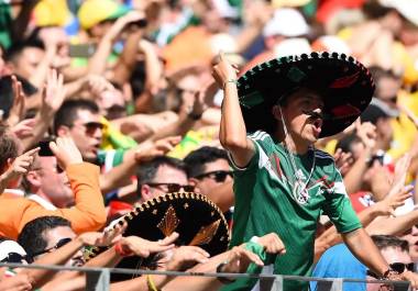 Sheinbaum pidió a la afición mexicana disfrutar del futbol con respeto y evitar conductas que violen las reglas de la FIFA, especialmente el polémico grito homofóbico.