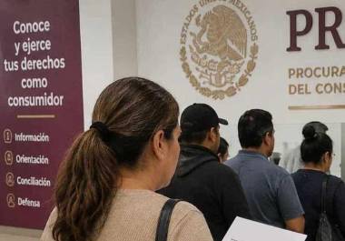 La Profeco protege a los consumidores frente a precios incorrectos, promociones incumplidas y cobros indebidos. Conoce cómo presentar una queja y qué compensación puedes solicitar.