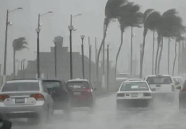 Un fenómeno climático conocido como “tormenta negra” podría provocar lluvias torrenciales, inundaciones y deslizamientos de tierra en varias regiones del país.