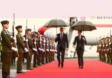 El rey Felipe VI de España llega al Palacio Nacional de México