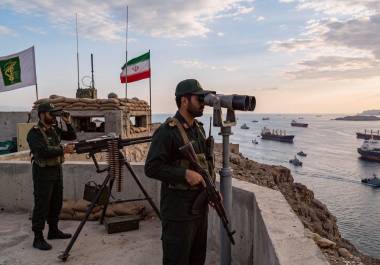 Irán cierra nuevamente el estrecho de Ormuz