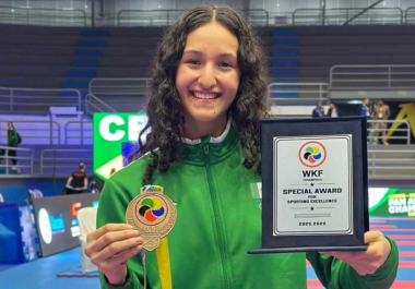 La karateka ha fortalecido su preparación con competencias internacionales y concentraciones en Egipto y España.