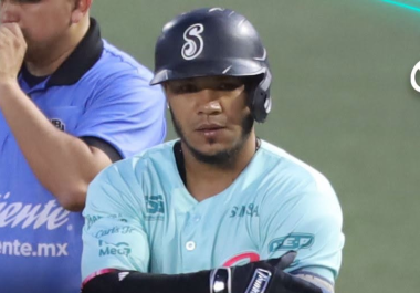 El cuerpo de lanzadores de Sultanes mantuvo en blanco a la ofensiva saltillense durante las nueve entradas.