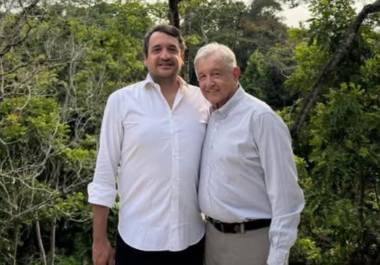 Andrés ‘Andy’ López Beltrán compartió una fotografía acompañado de su padre, el expresidente Andrés Manuel López Obrador (AMLO).