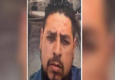 Entre los datos relevantes difundidos destaca una cicatriz en el talón derecho, considerada una seña particular clave para su posible localización.