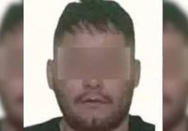 La Fiscalía de Nayarit confirmó la captura de Carlos “N”, sobrino de “El Jardinero”, en un operativo con Marina; enfrenta cargos por armas y encubrimiento.
